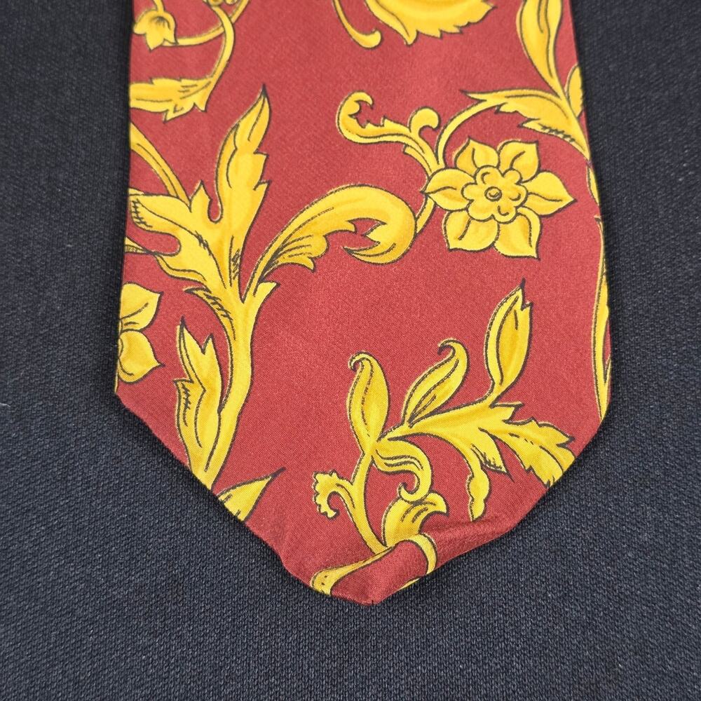 Robert Stewart Men's Red Gold 100% Silk Baroque Floral Pattern Tie
